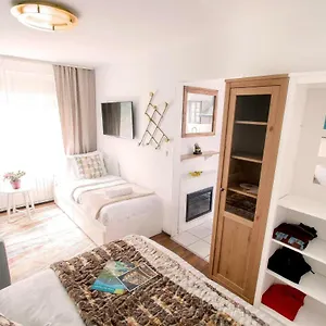apartment-artorius-ljubljana.hotels-in-ljubljana.com/
